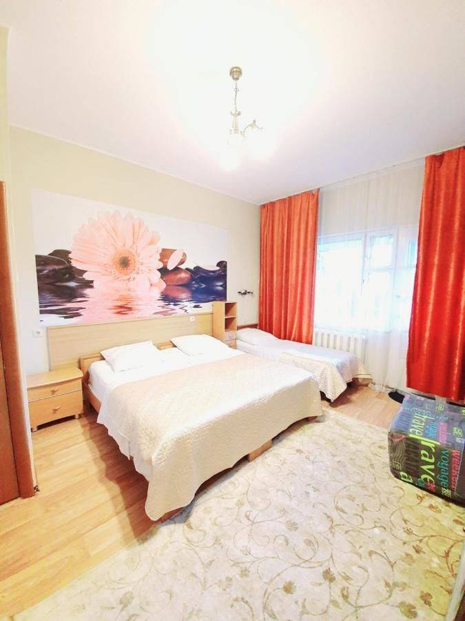 Фотографии номера Классический трехместный номер в Гостевом доме Гостевой Дом Родник Красная Поляна